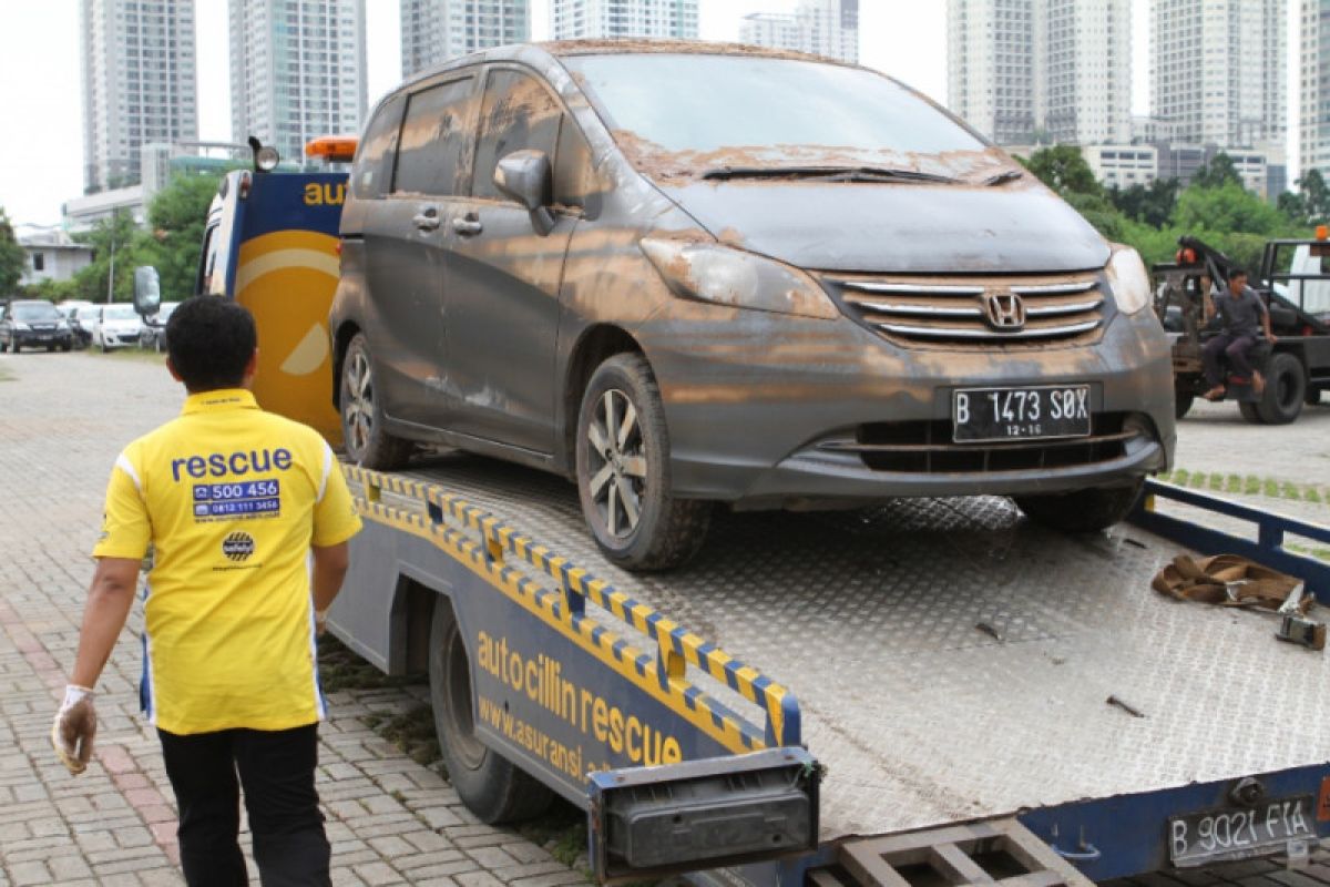 Jangan salah pilih, kenali jenis kemudian faedah asuransi mobil