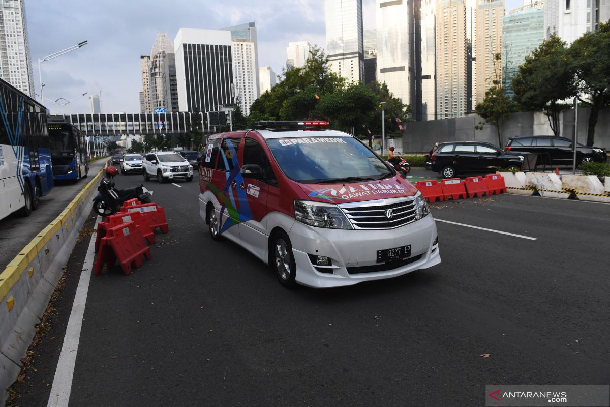 Jenis mobil yang tersebut yang disebutkan bebas melintas di jalan ganjil genap