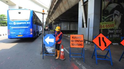 Arti warna rambu tak lama kemudian lintas juga kegunaannya