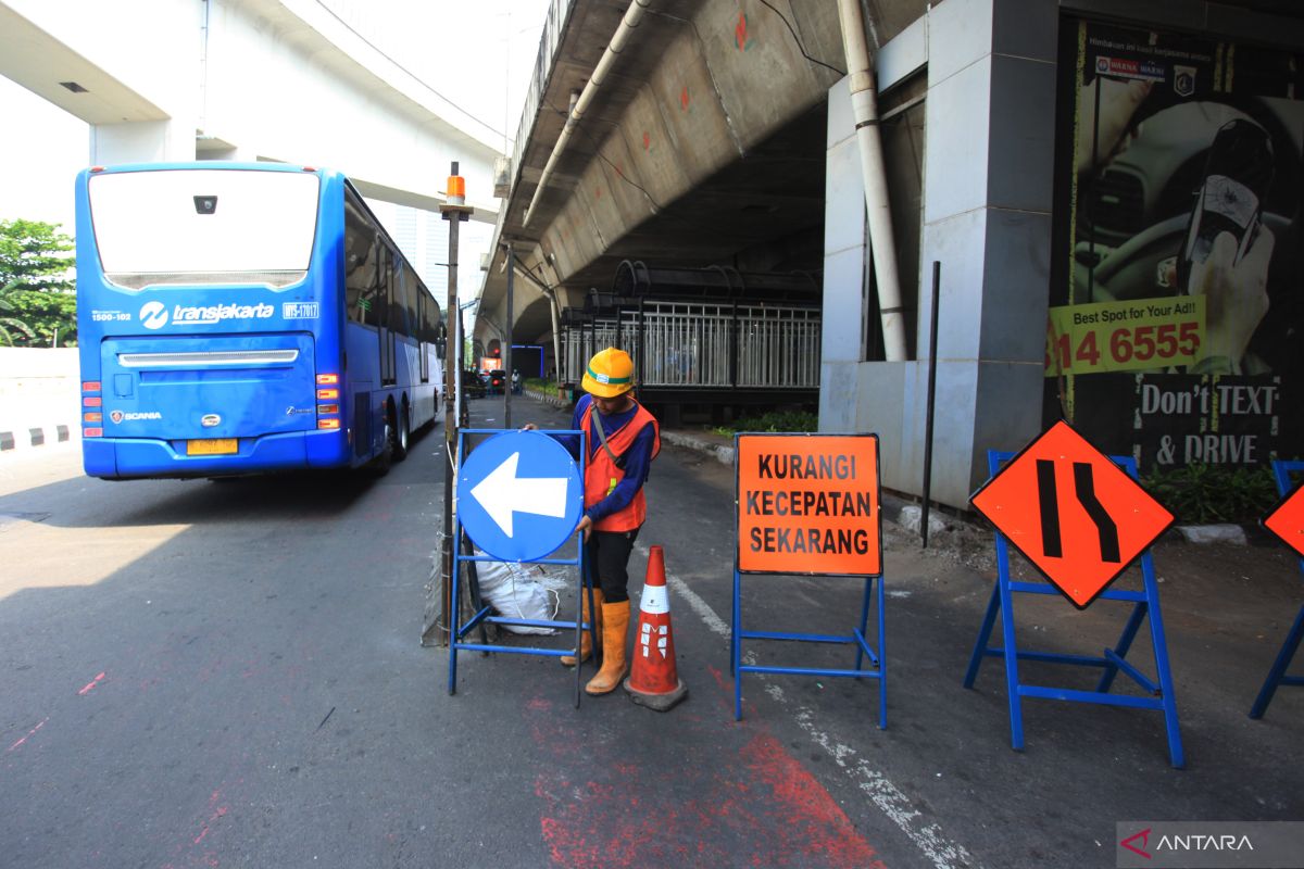 Arti warna rambu tak lama kemudian lintas juga kegunaannya