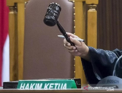 Pengertian hukum perdata lalu pidana