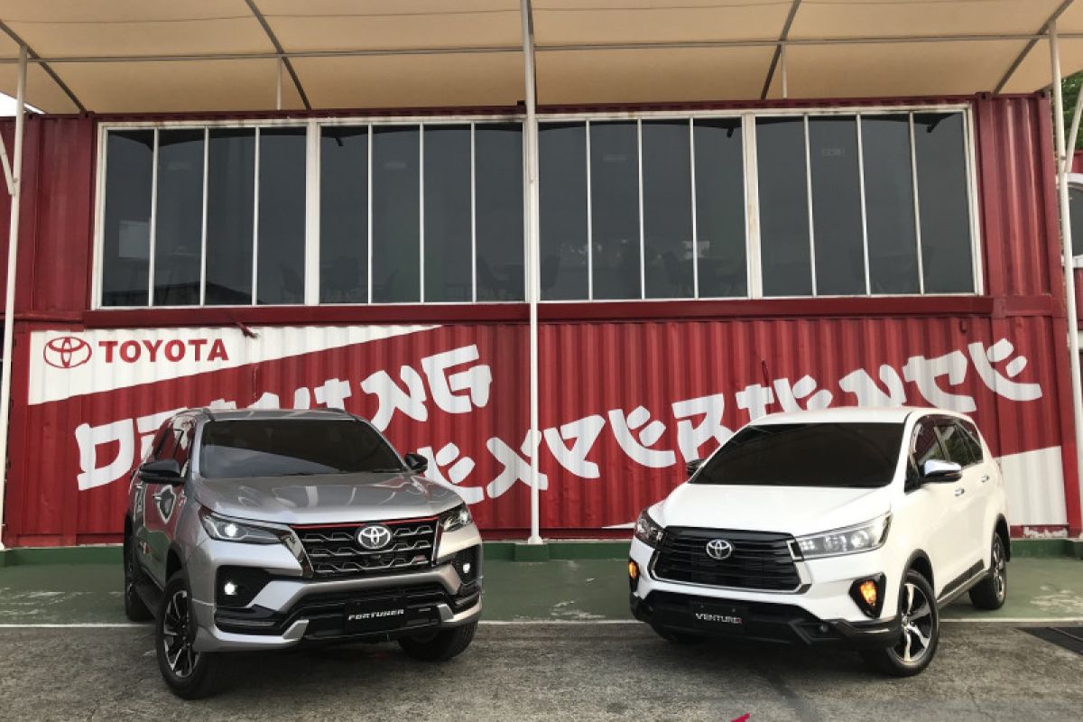 Harga, rincian kredit, juga spesifikasi mobil Kijang Innova